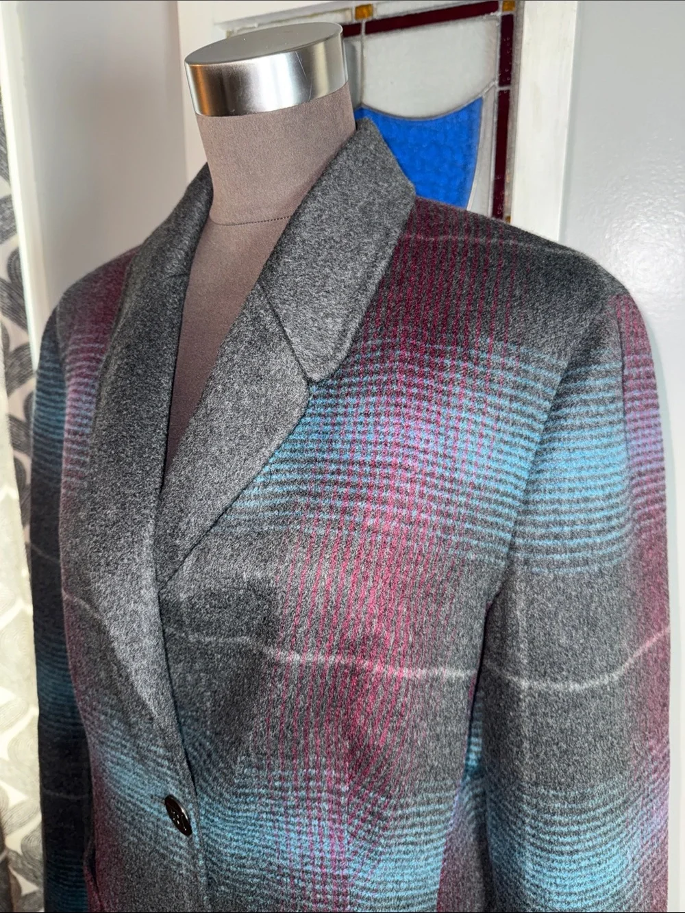 ESCADA 100% Cashmere Plaid Blazer Jacket Gray Burgundy Blue Ombre Vintage